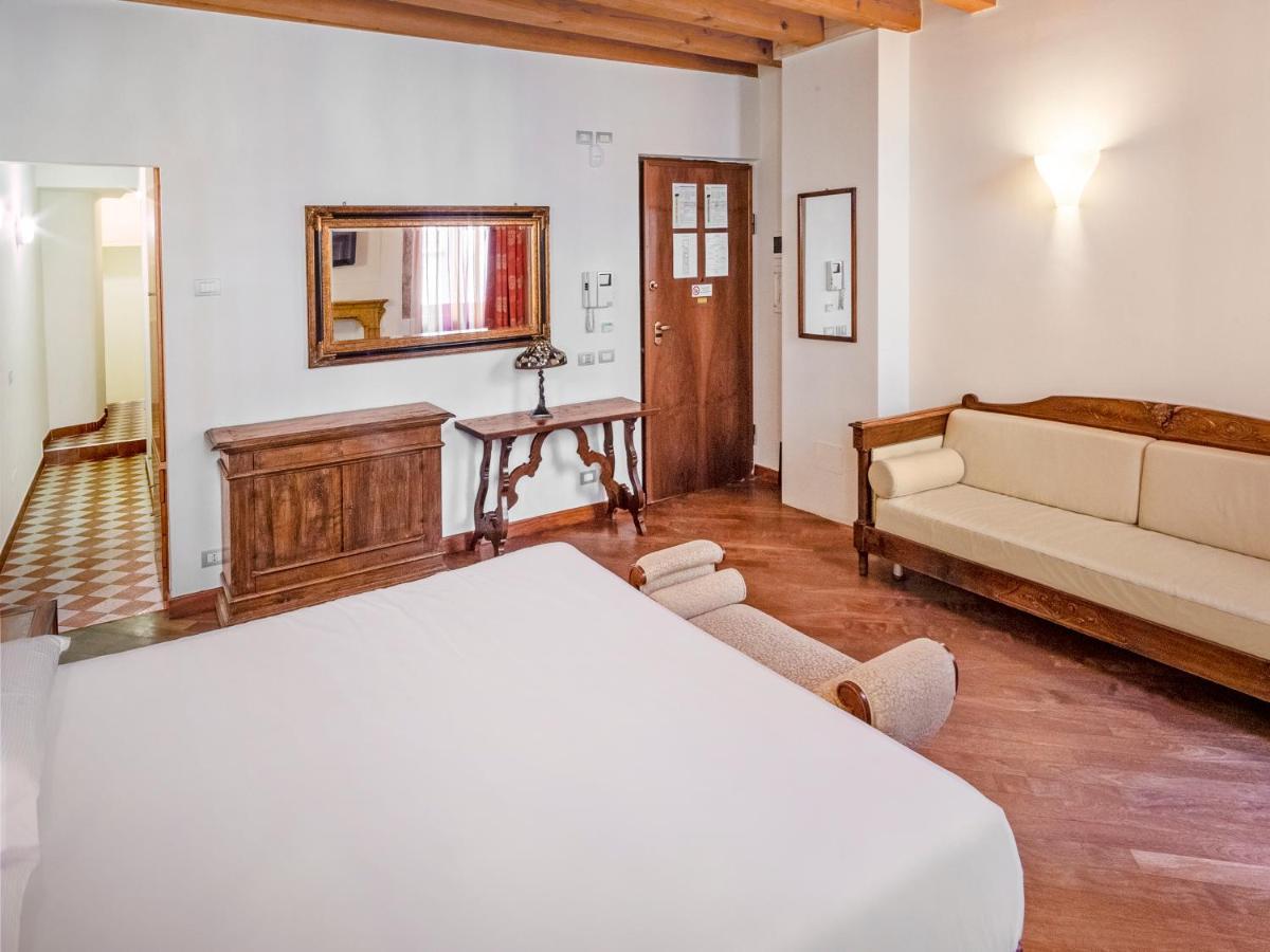 City Centre Rooms And Apartments Verona Esterno foto