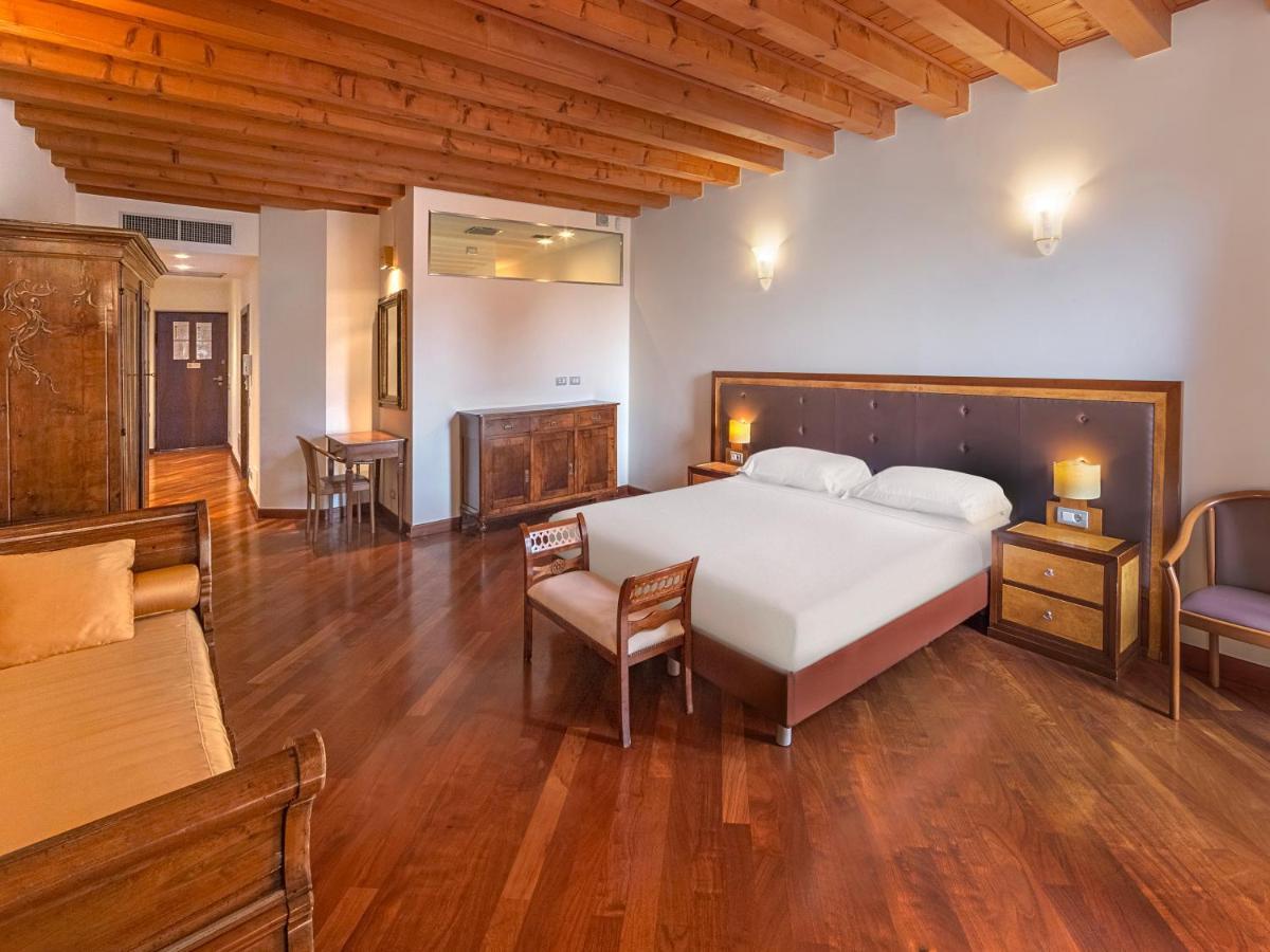 City Centre Rooms And Apartments Verona Esterno foto