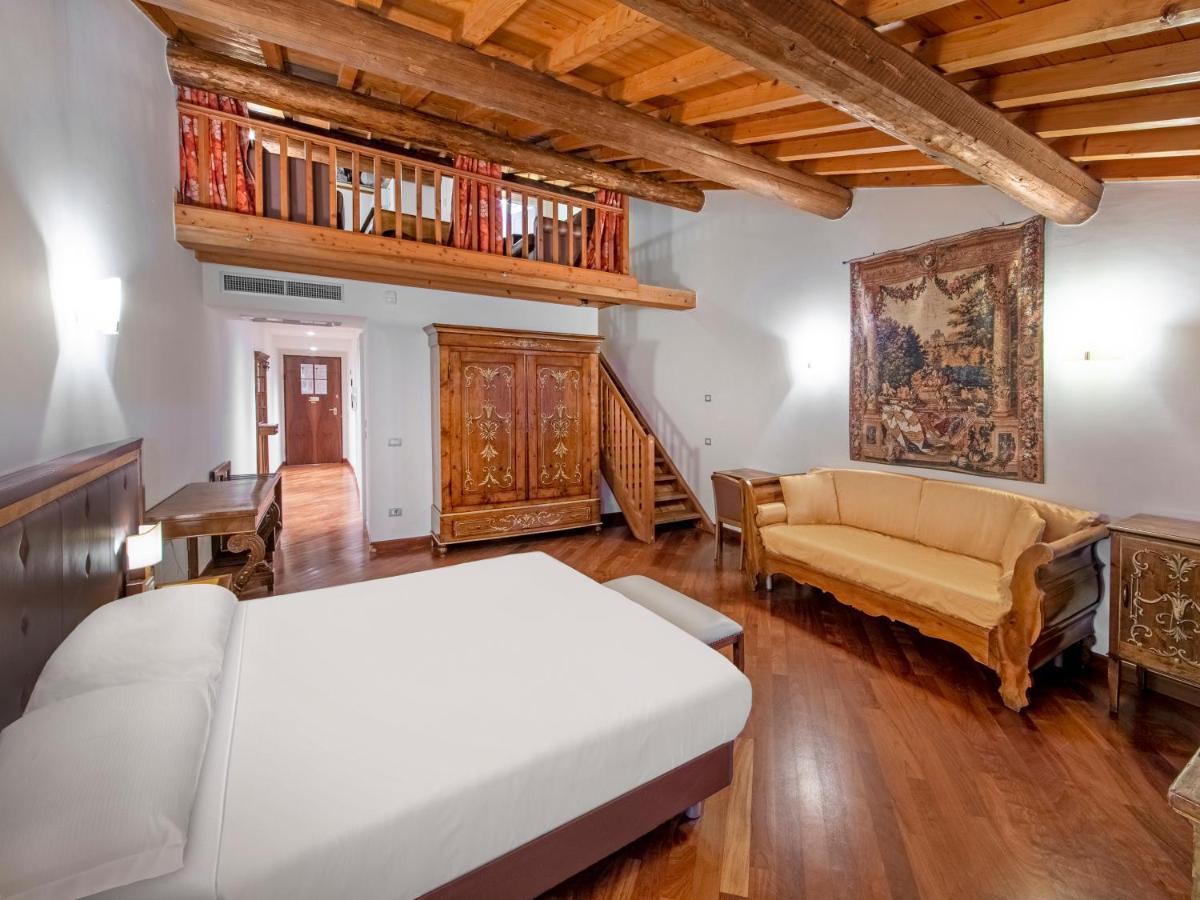 City Centre Rooms And Apartments Verona Esterno foto