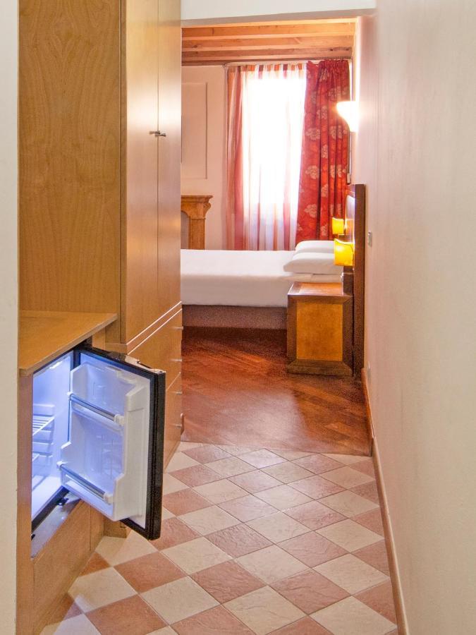 City Centre Rooms And Apartments Verona Esterno foto