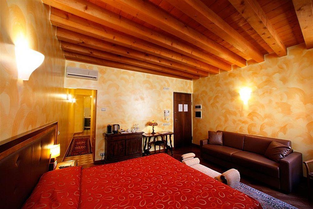 City Centre Rooms And Apartments Verona Esterno foto