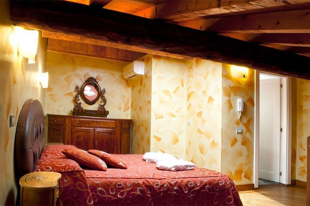 City Centre Rooms And Apartments Verona Esterno foto