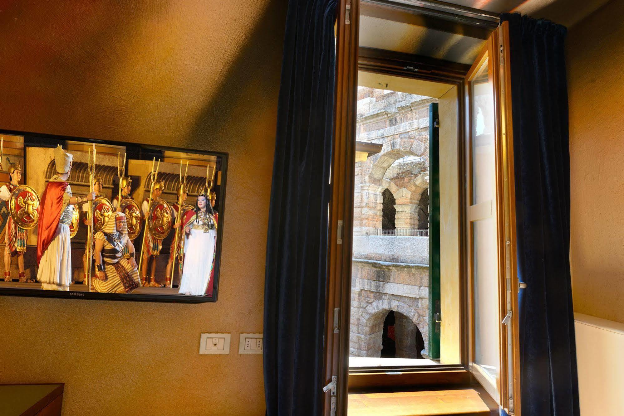 City Centre Rooms And Apartments Verona Esterno foto