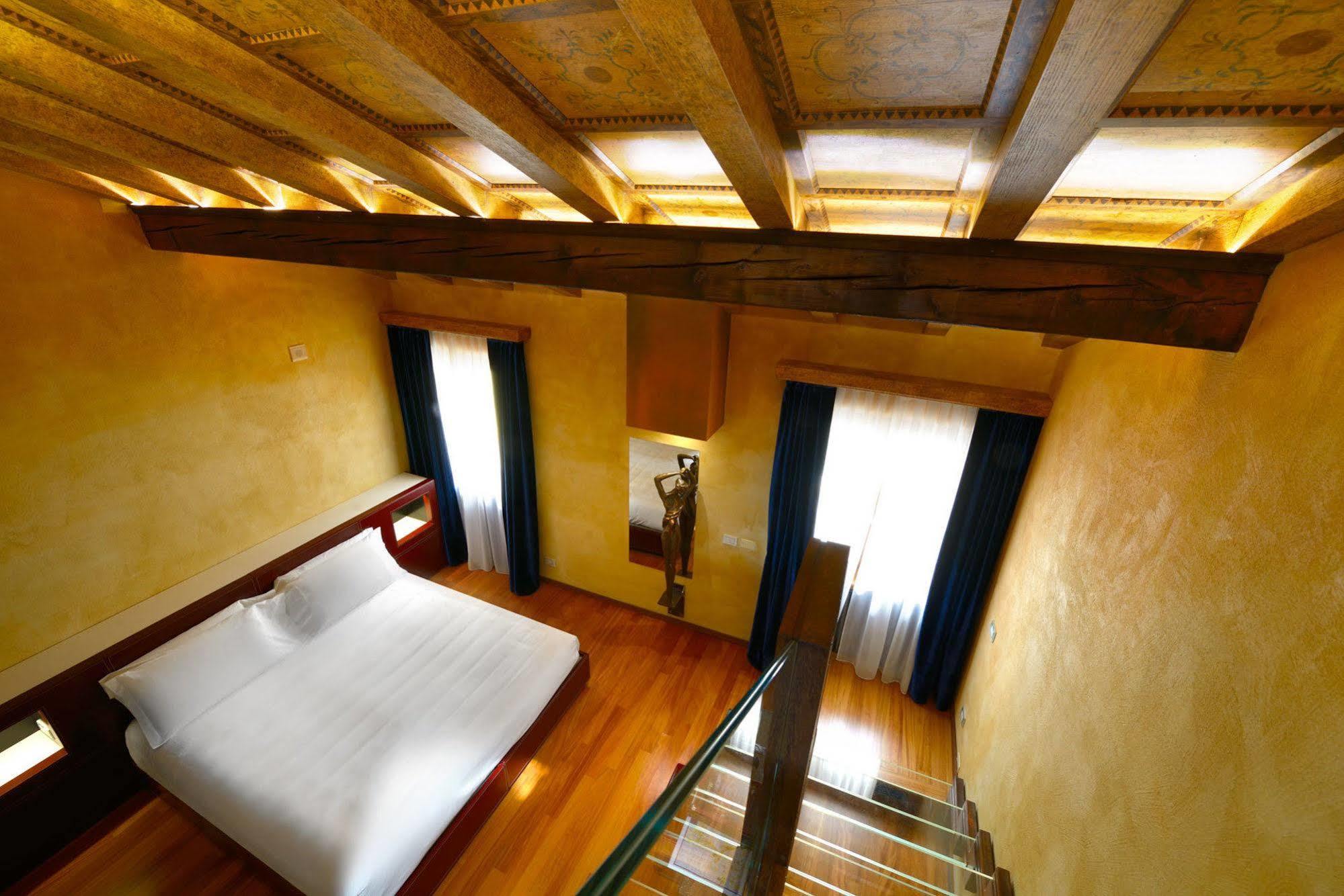 City Centre Rooms And Apartments Verona Esterno foto