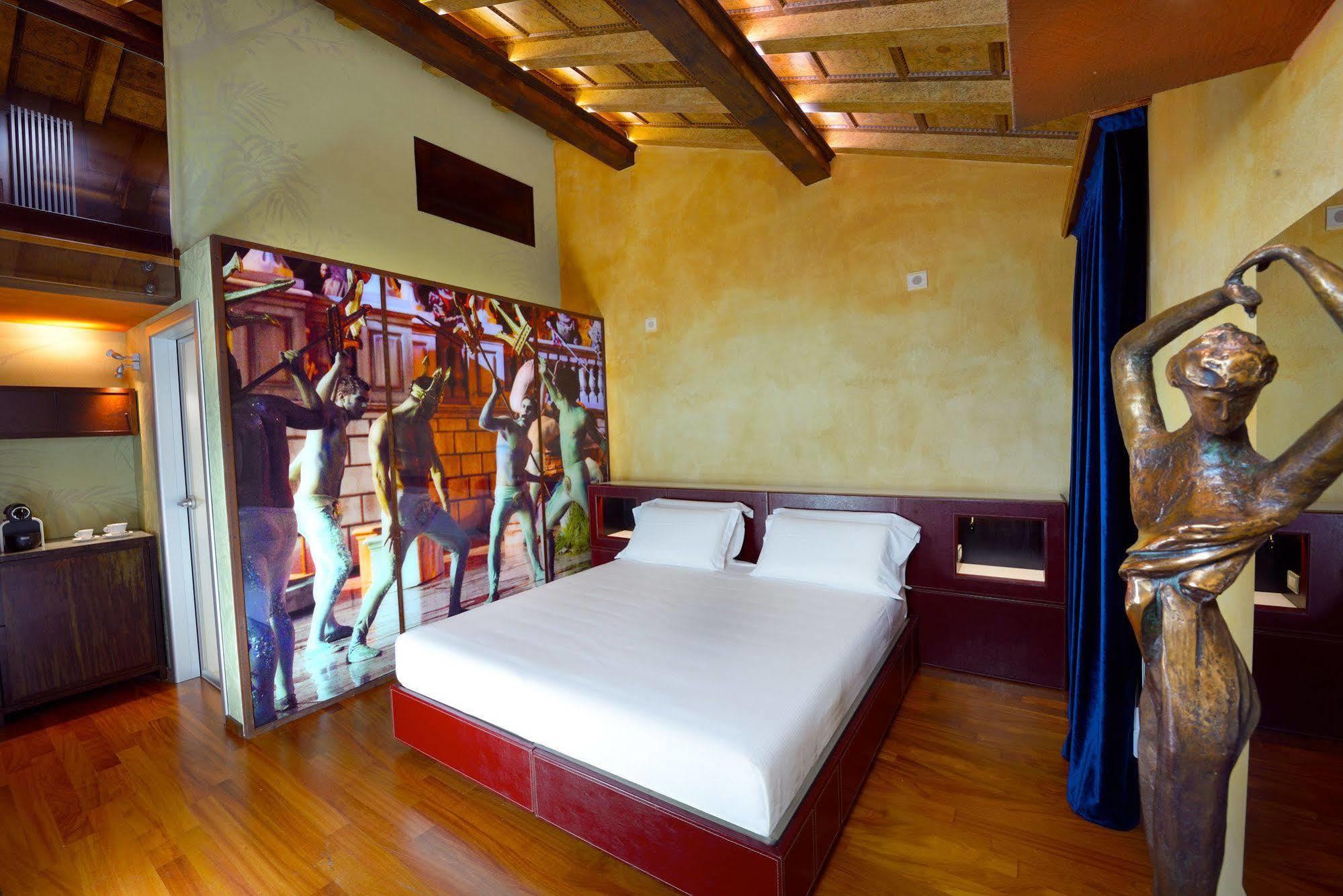City Centre Rooms And Apartments Verona Esterno foto