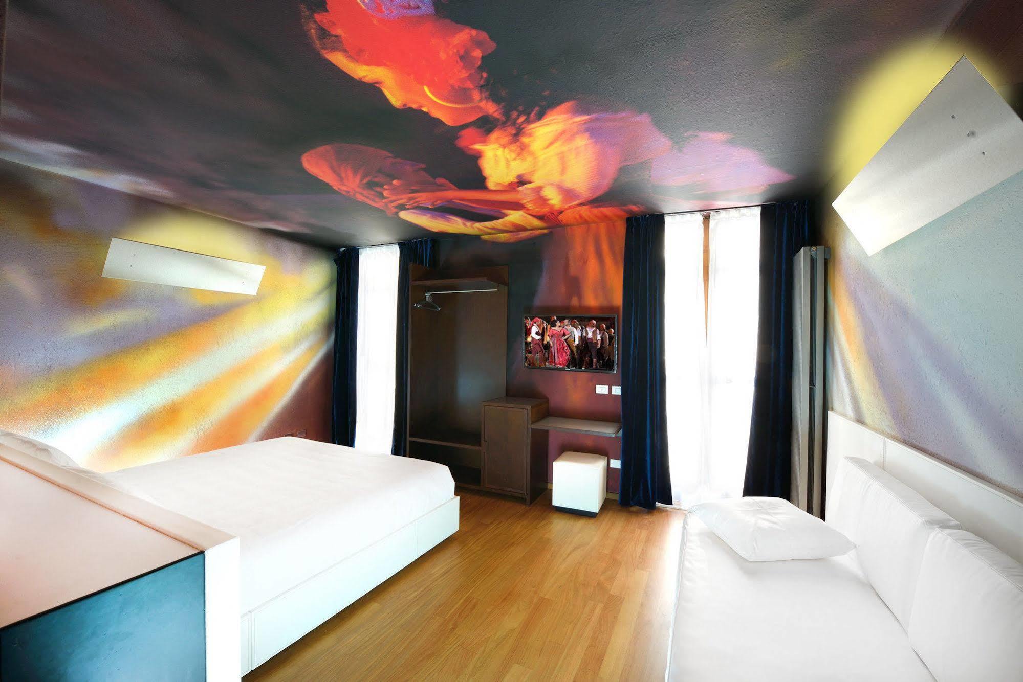 City Centre Rooms And Apartments Verona Esterno foto