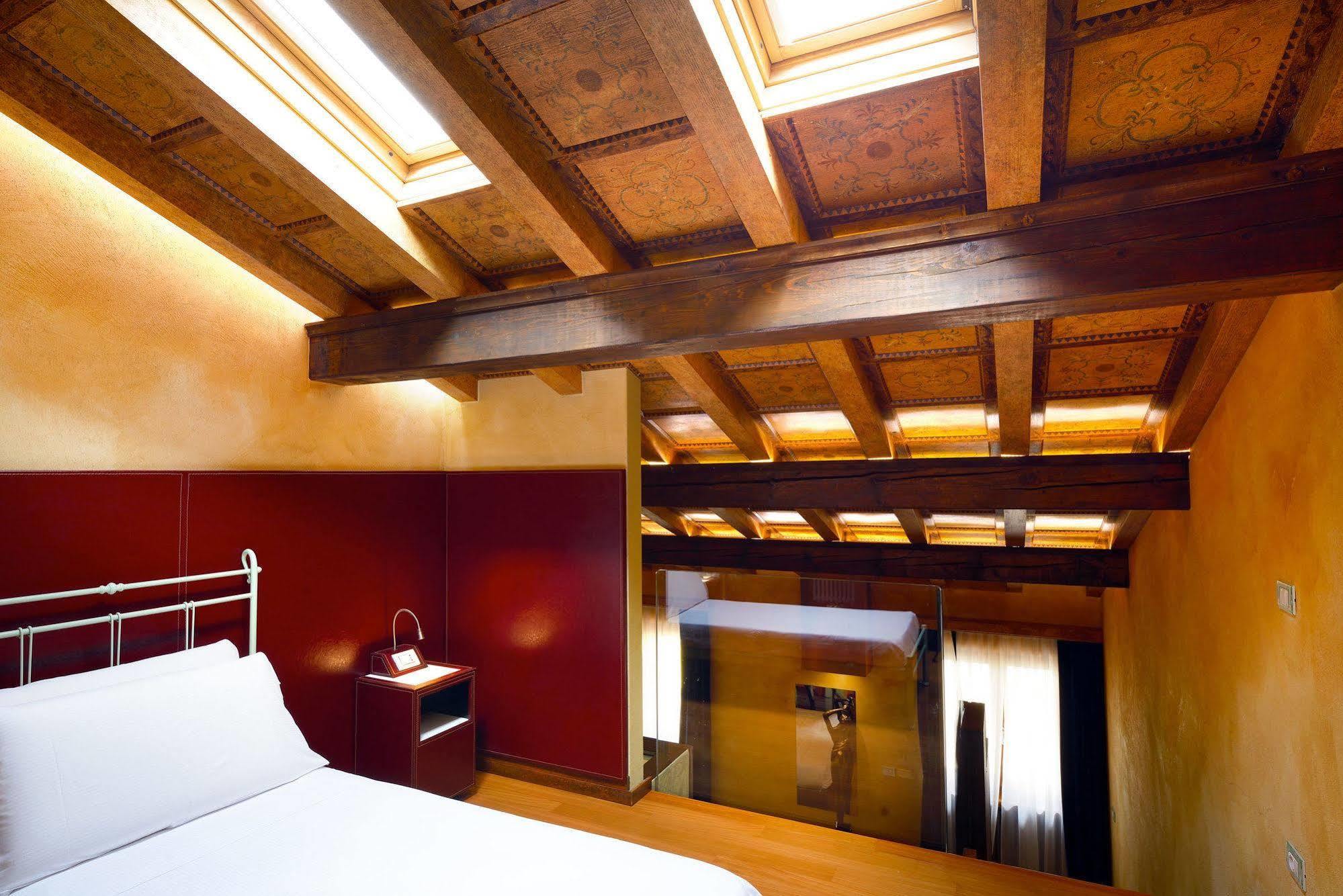 City Centre Rooms And Apartments Verona Esterno foto